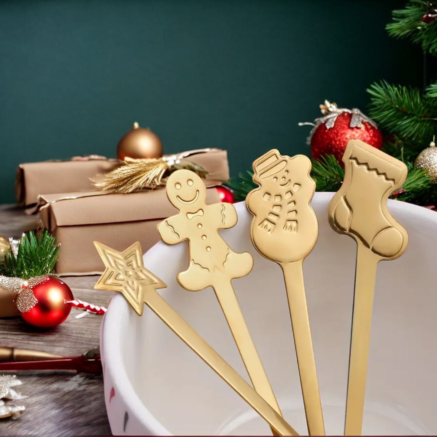 Unique Christmas Themed Spoon Set