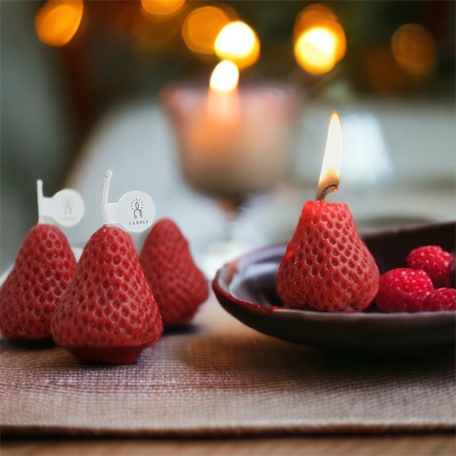 Chić & Unique Strawberry Candles