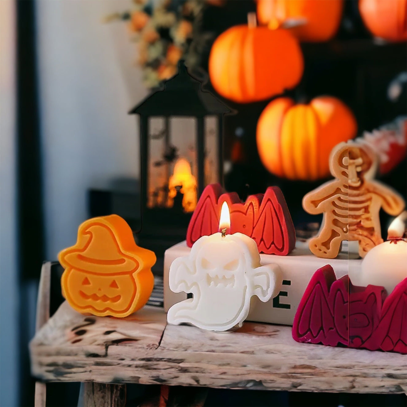 Chić & Unique Halloween Candle Set