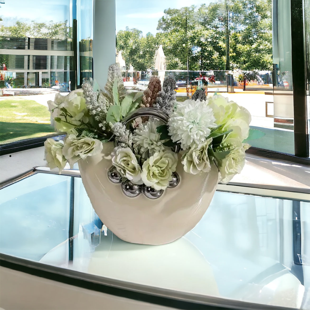 Luxury Tootsie Handbag Vase