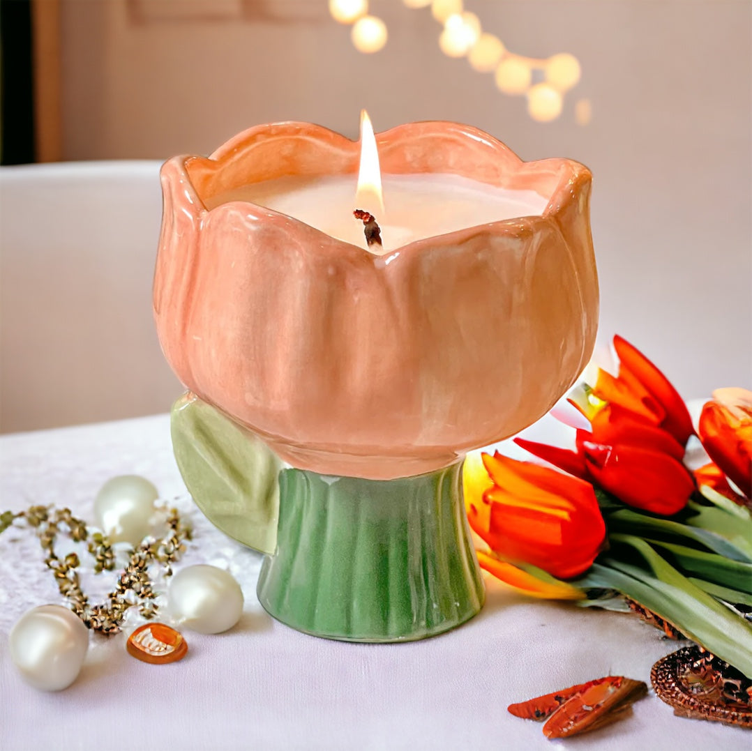 Ćhic & Unique Luxury Ceramic Tulip Candle