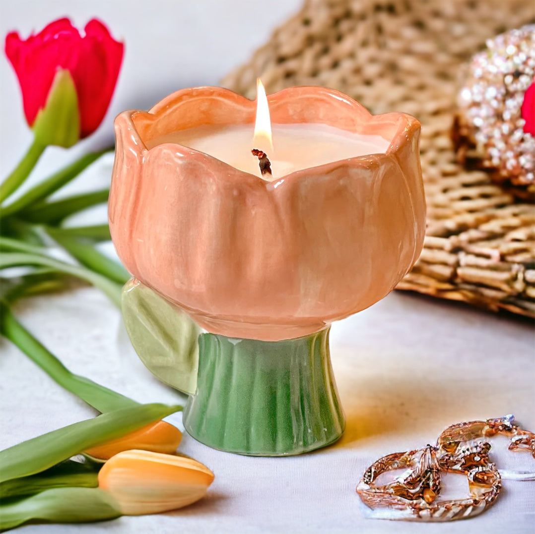 Ćhic & Unique Luxury Ceramic Tulip Candle