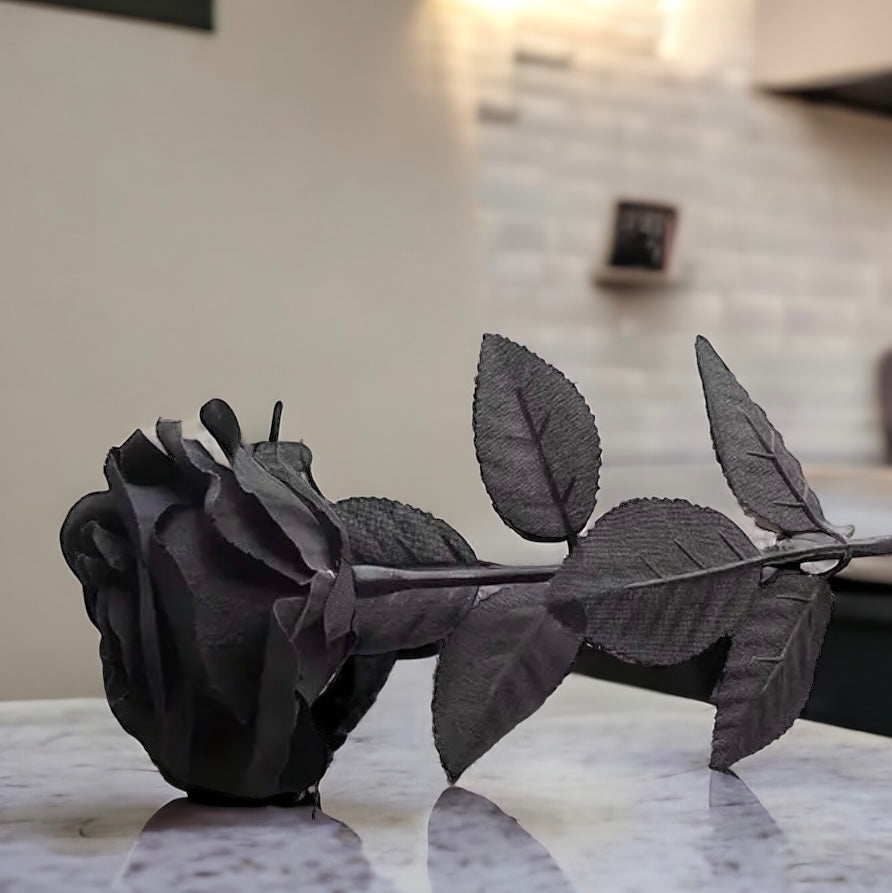 Luxury Set Of Black Synthetic Roses