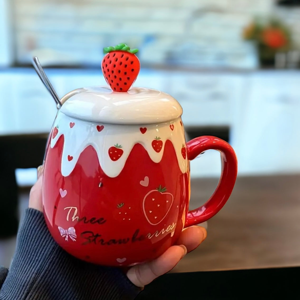 Strawberry Desert Mug With Lid & Spoon
