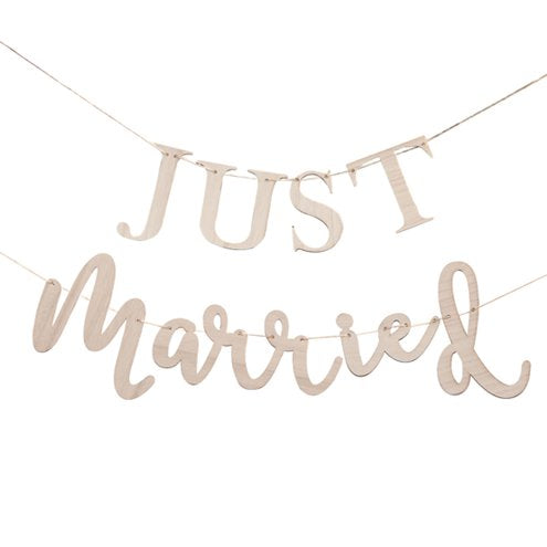 Just Married Wooden Bunting & Ivy Garland