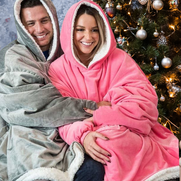 Personalised Giant Thick Fluffy ‘𝓖𝓮𝓸𝓻𝓰𝓪’Hoodie Blanket - Pretty Little Presents