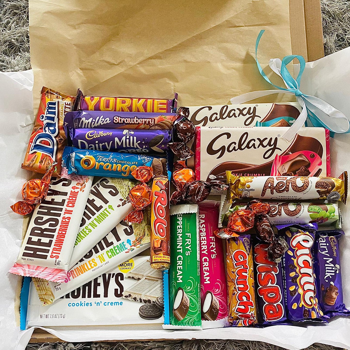 Chocolate Lovers ' ๐๐ฑ๐ธ๐ฌ๐ต๐ช๐ฝ๐ฎ ๐๐ฎ๐ช๐ฟ๐ฎ๐ท' Letterbox Gift