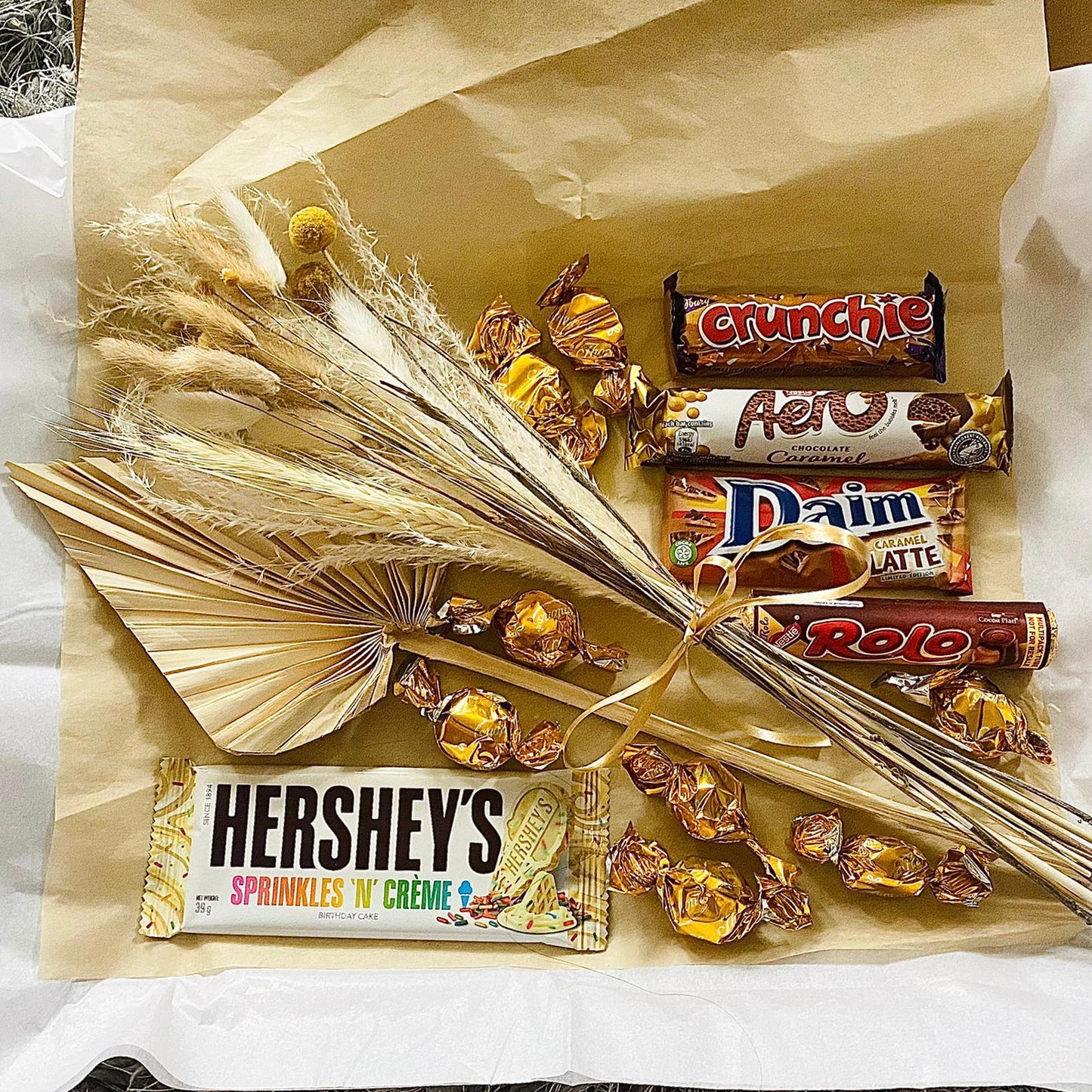 Chocolate & Spear IVORY Letterbox Bouquet