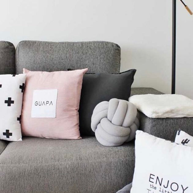 Soft Handmade Knot Trend 'ππ²π·πͺ' Cushions