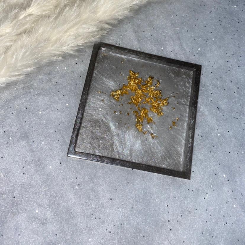 Hexagon Shimmer ‘ 𝓗𝓪𝓽𝓽𝓲𝓮’ Tray