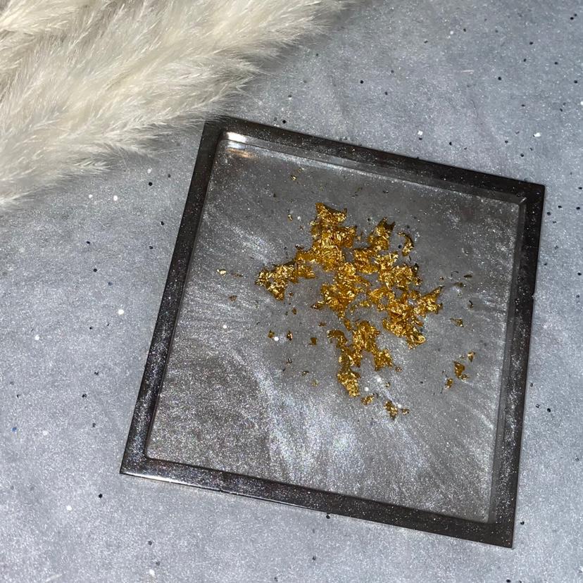 Hexagon Shimmer ‘ 𝓗𝓪𝓽𝓽𝓲𝓮’ Tray