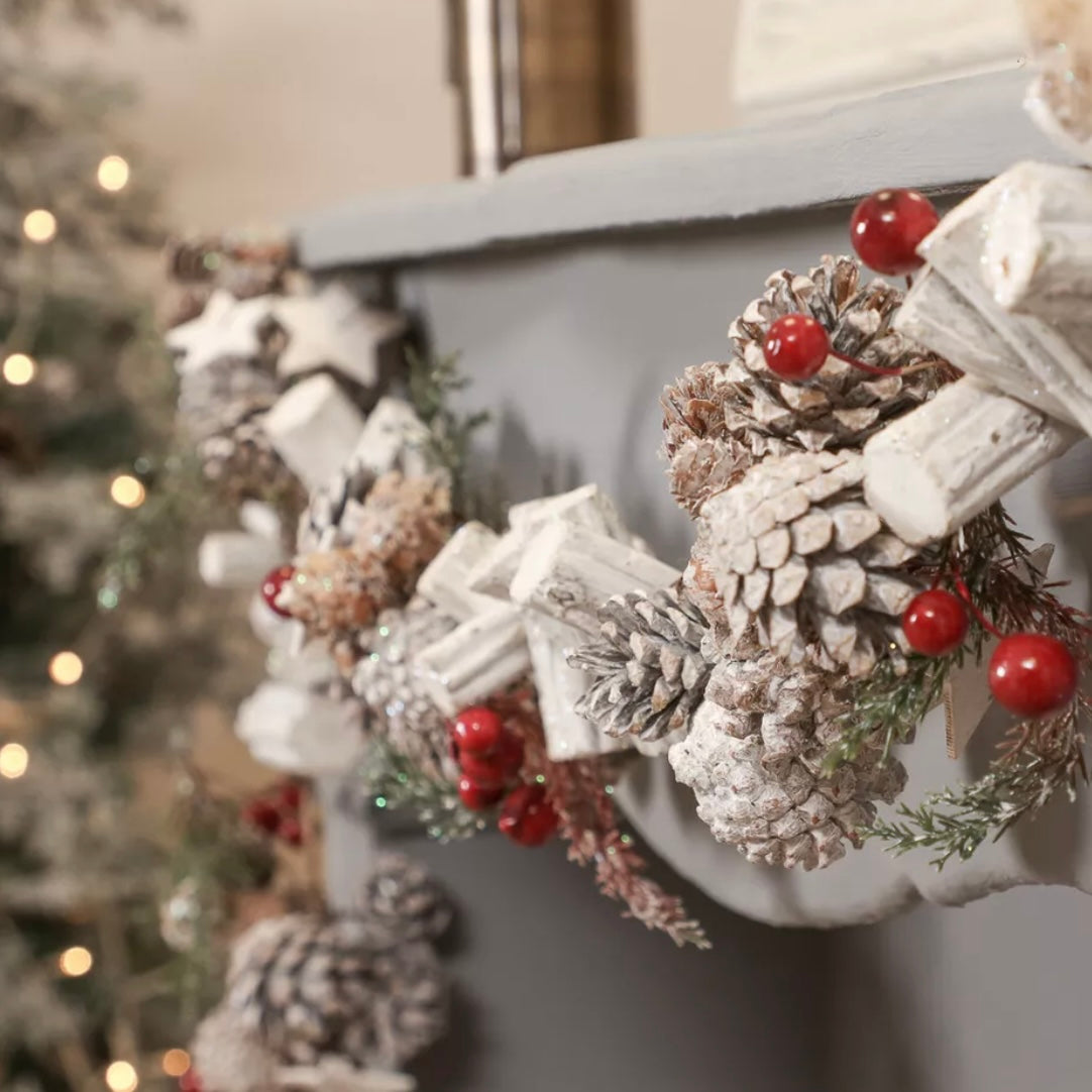 Luxury Winter Wonderland Christmas Garland