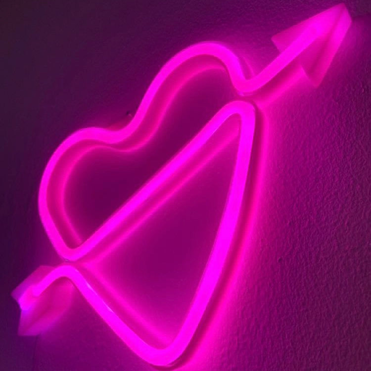 Creative 'ππΎπΉπ²π' Love Heart Neon Signs