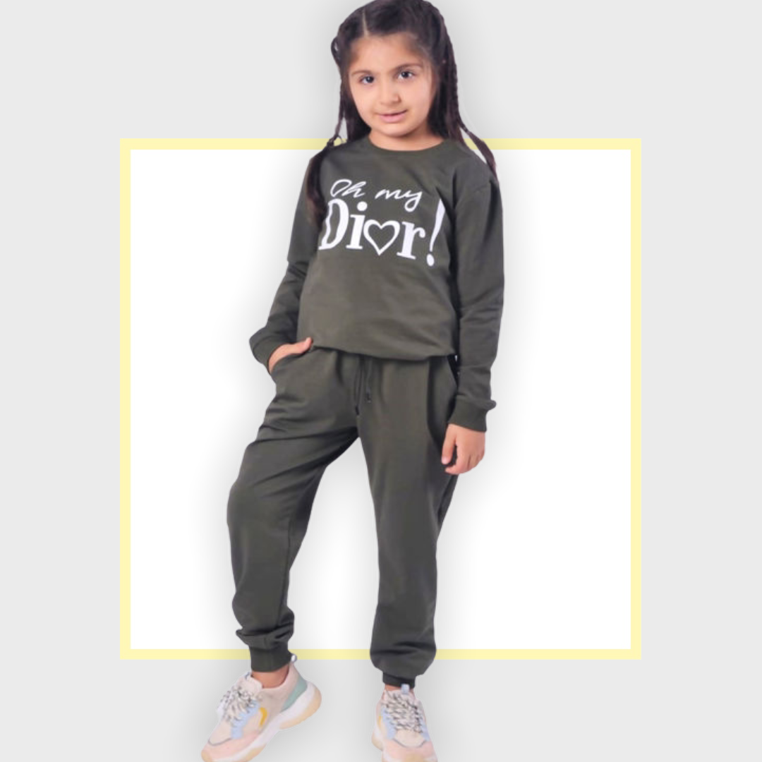 Oh My Di๐r Girls ๐๐ฎ๐ธ๐ป๐ฐ๐ฒ๐ช Tracksuit - Pretty Little Presents
