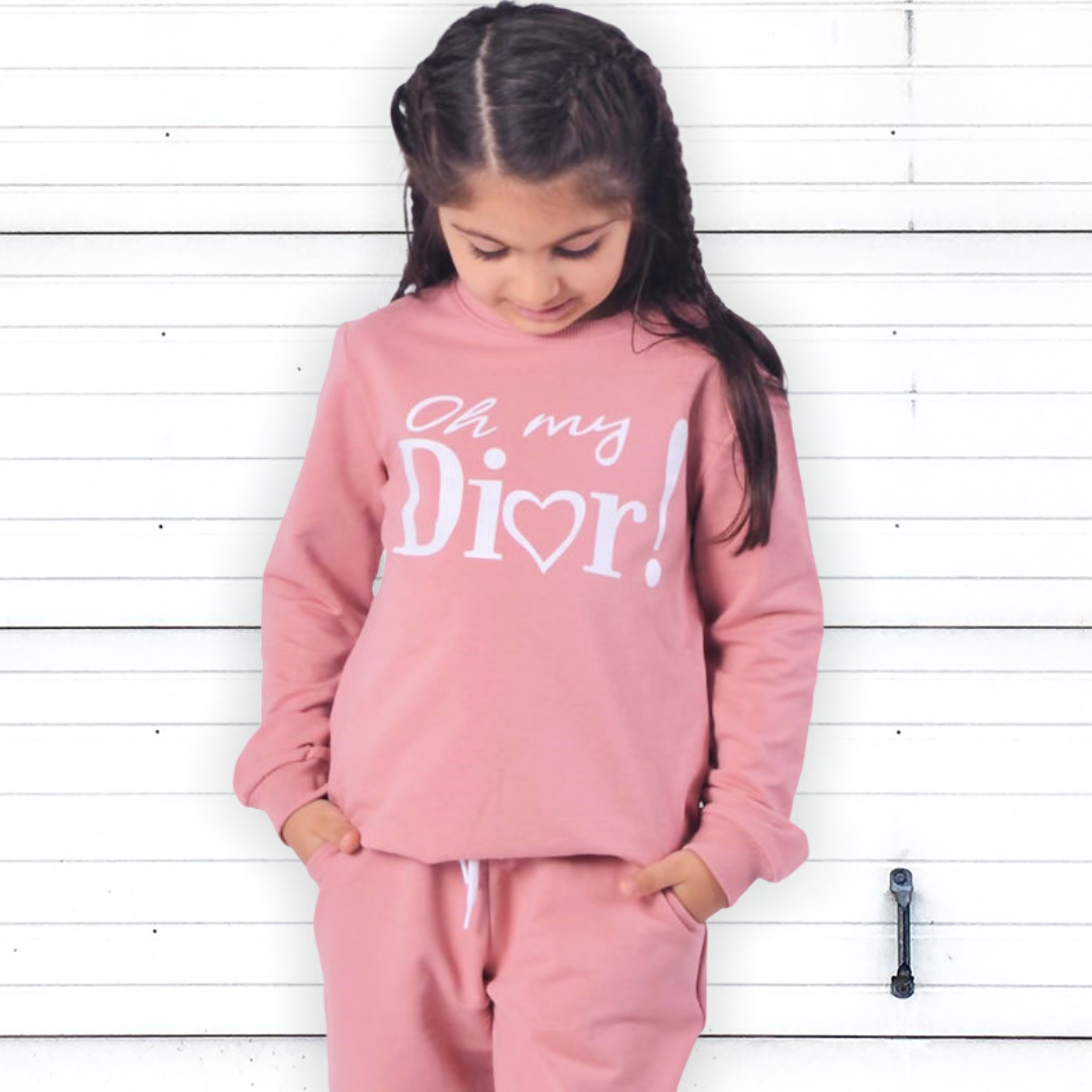 Oh My Di๐r Girls ๐๐ฎ๐ธ๐ป๐ฐ๐ฒ๐ช Tracksuit - Pretty Little Presents