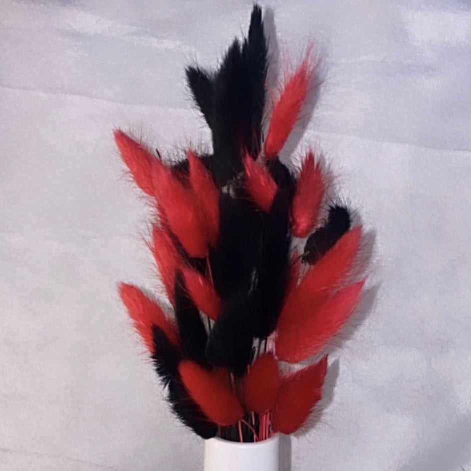 Luxury Ladies Nordic βππ΅πͺπ¬π΄ ππΈπΈπ½πβ Vase