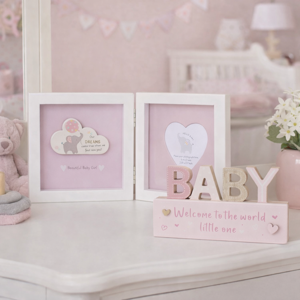 Luxury New Baby Gift Box – Pink or Blue