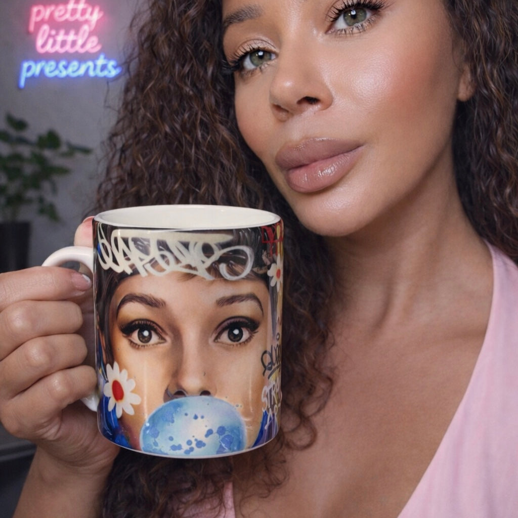 Urban Art Bubble Portrait Mug