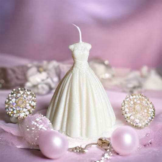 Chić & Unique Bride Candle