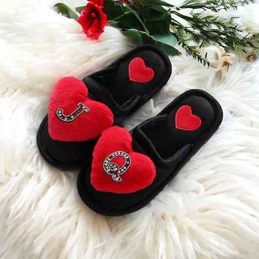 Personalised Fluffy ‘𝓥𝓪𝓵𝓮𝓷𝓽𝓲𝓷𝓪’ Heart Slippers