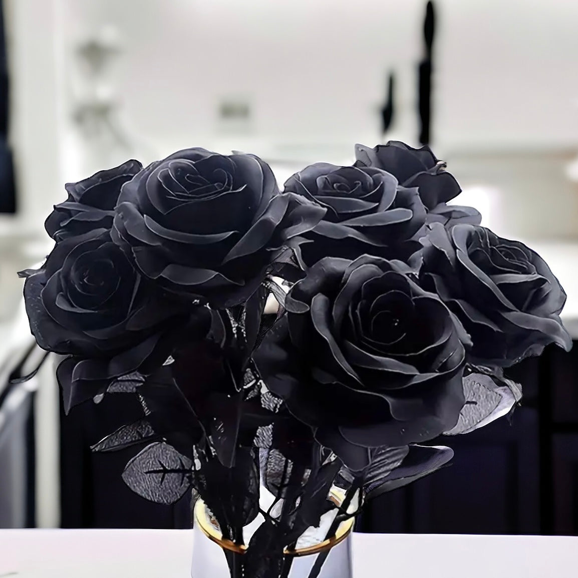 Luxury Set Of Black Synthetic Roses