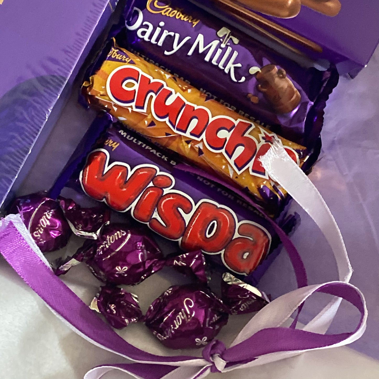 Chocolate Lovers ' 𝓟𝓾𝓻𝓹𝓵𝓮 𝓡𝓪𝓲𝓷' Letterbox Gift