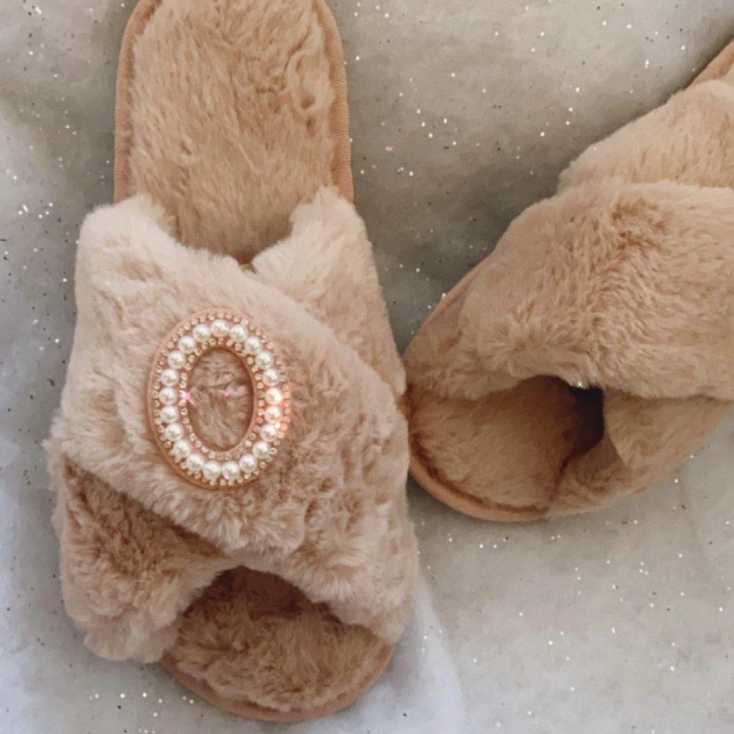 Customised Blush Faux Fur  ‘𝓑𝓮𝔂𝓸𝓷𝓬𝓮’ Slippers. - Pretty Little Presents