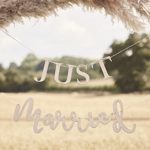 Just Married Wooden Bunting  & Ivy Garland