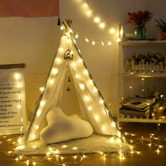 30 Bright Snowflake Indoor & Outdoor Christmas Lights