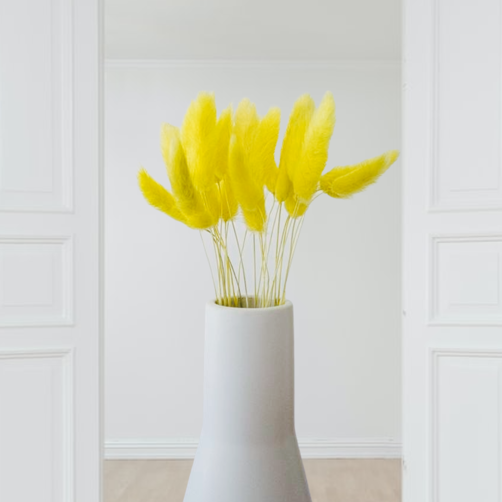 Fluffy ‘ 𝓔𝓪𝓼𝓽𝓮𝓻 𝓑𝓾𝓷𝓷𝔂’ Pampas Bunny Tails - Pretty Little Presents