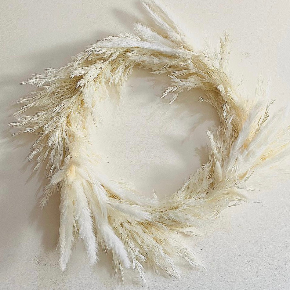 Luxury white fluffy  ‘𝓜𝓸𝓵𝓵𝔂’ Pampas & Bunny Tail Wreath