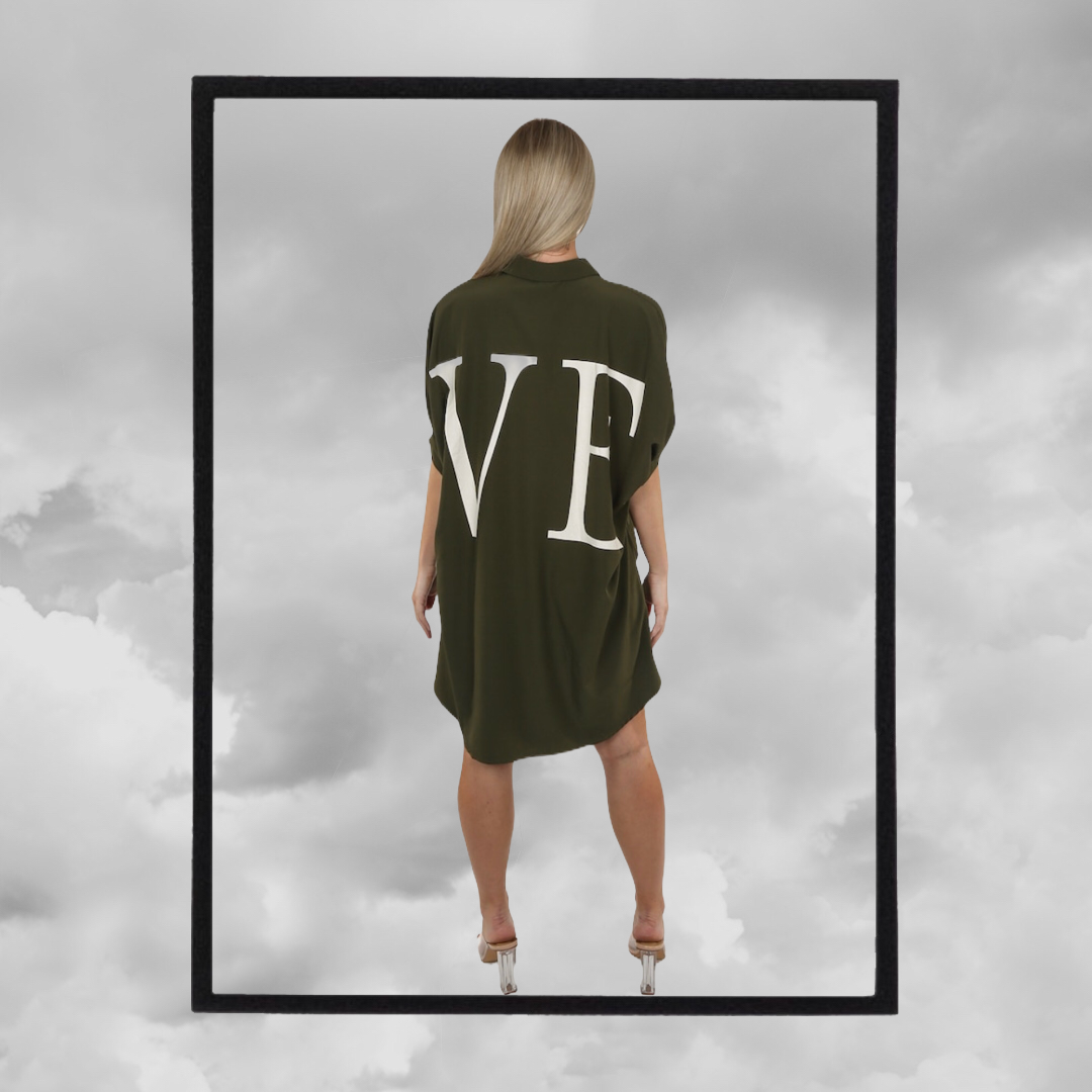 Spread The Love ‘𝓢𝓪𝓵𝓵𝔂´Shirt Dress