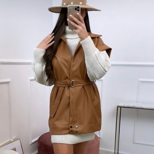 Leatherette ‘𝓛𝔂𝓷𝓮𝓽𝓽𝓮‘ Sleeveless Jacket - Pretty Little Presents
