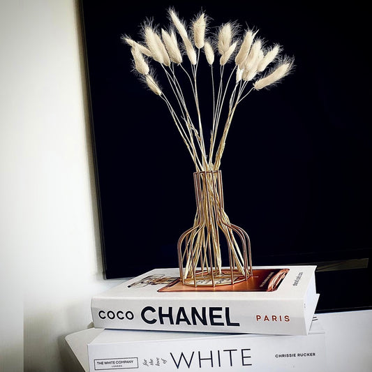 Fluffy ‘𝓢𝓷𝓸𝔀 𝓦𝓱𝓲𝓽𝓮’ Pampas Bunny Tails